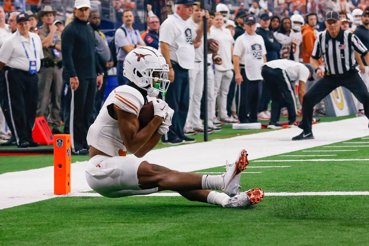 Texas WR Adoani Mitchell 